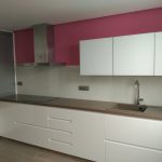 Cocina en blanco